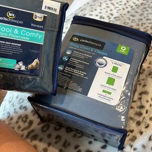 Brand new queen sheets and pillow cases